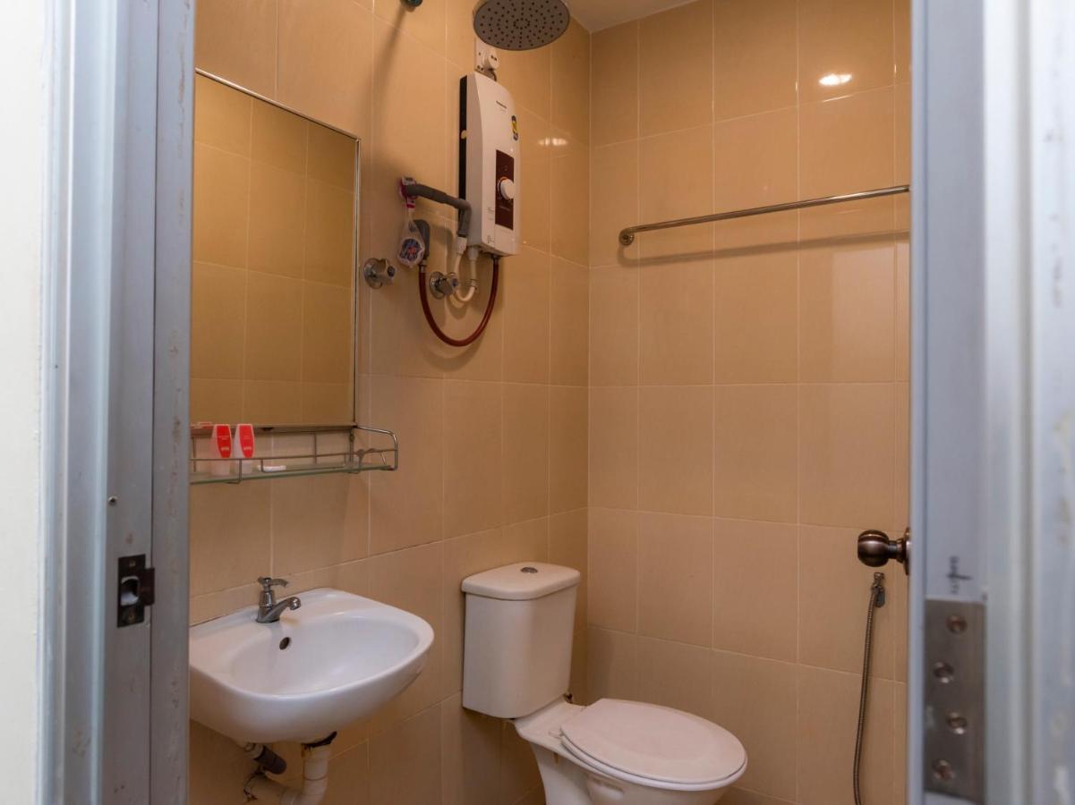 Oyo 44095 Bluewater Hotel Mersing Exteriör bild
